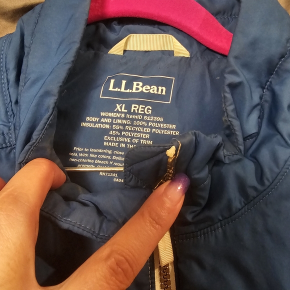 L.L. Bean Women's Multicolor Puffer Jacket - Picture 3 of 3